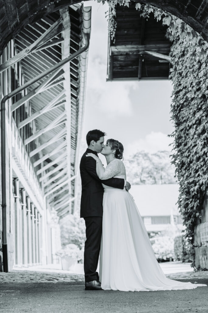 Bell photo en noir et blanc d'un couple de mariés près de Creutzwald