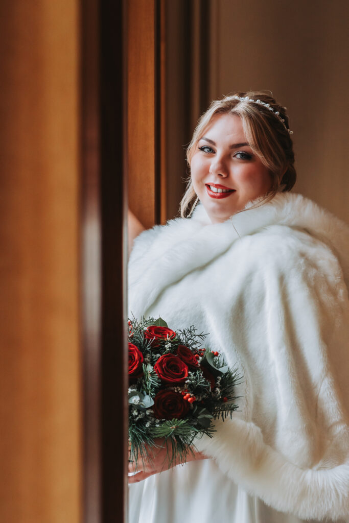 Le regard de la mariée dans la Mairie de Saint-Avold