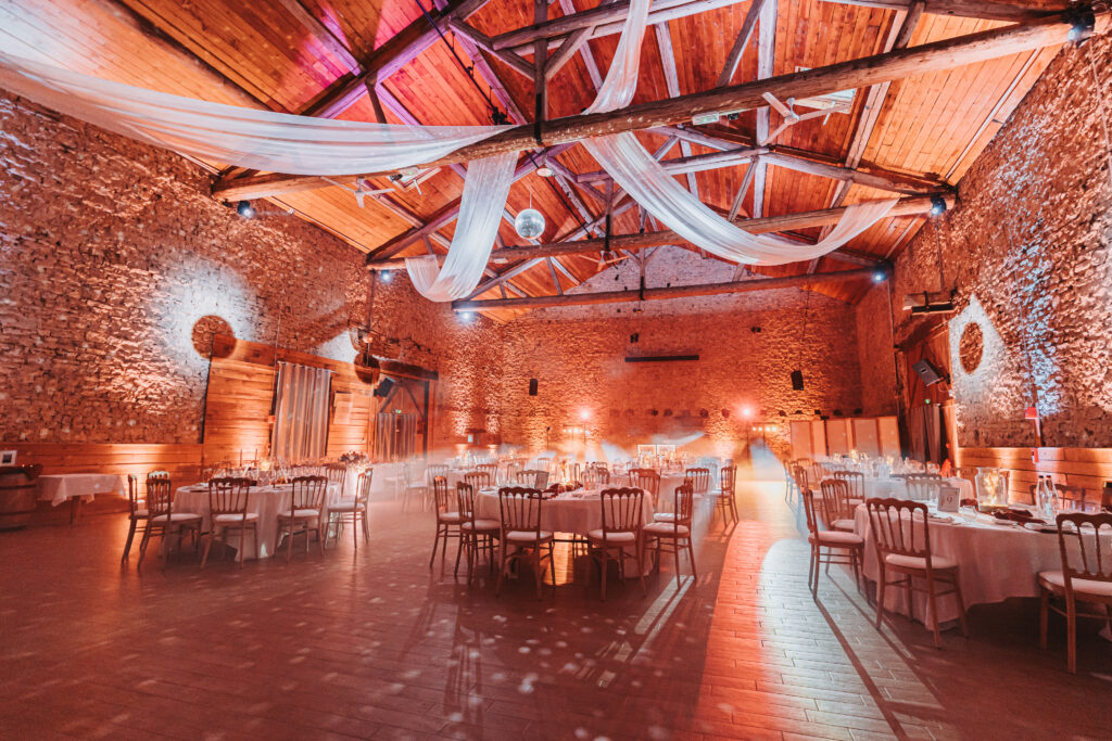 Domaine de Raville, une salle de mariages avec des vieilles pierres